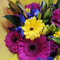 Simple & Sweet Posy