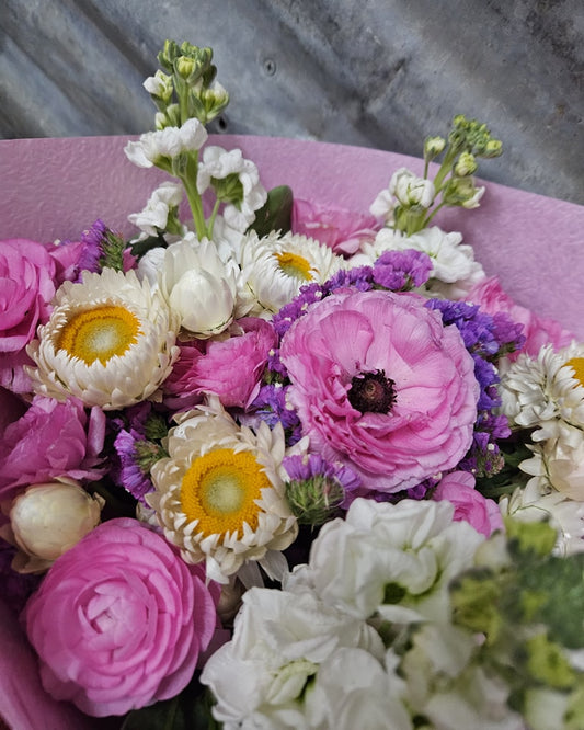 Simple & Sweet Posy